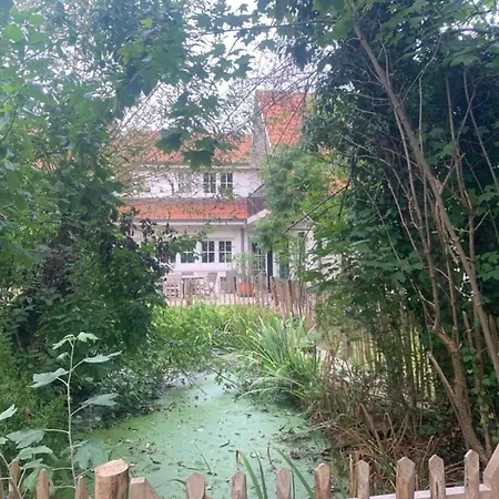 Σπίτι διακοπών Charming W Garden Οστένδη