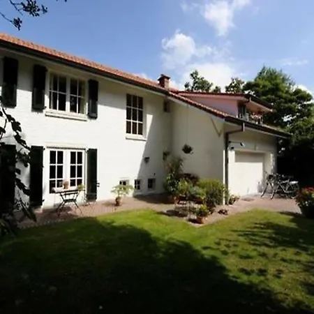 Charming W Garden Σπίτι διακοπών *